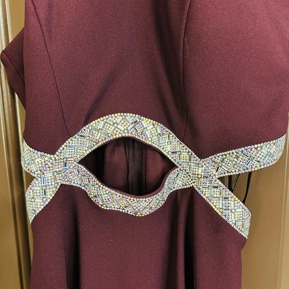 DRESS - Picture 2 of 6